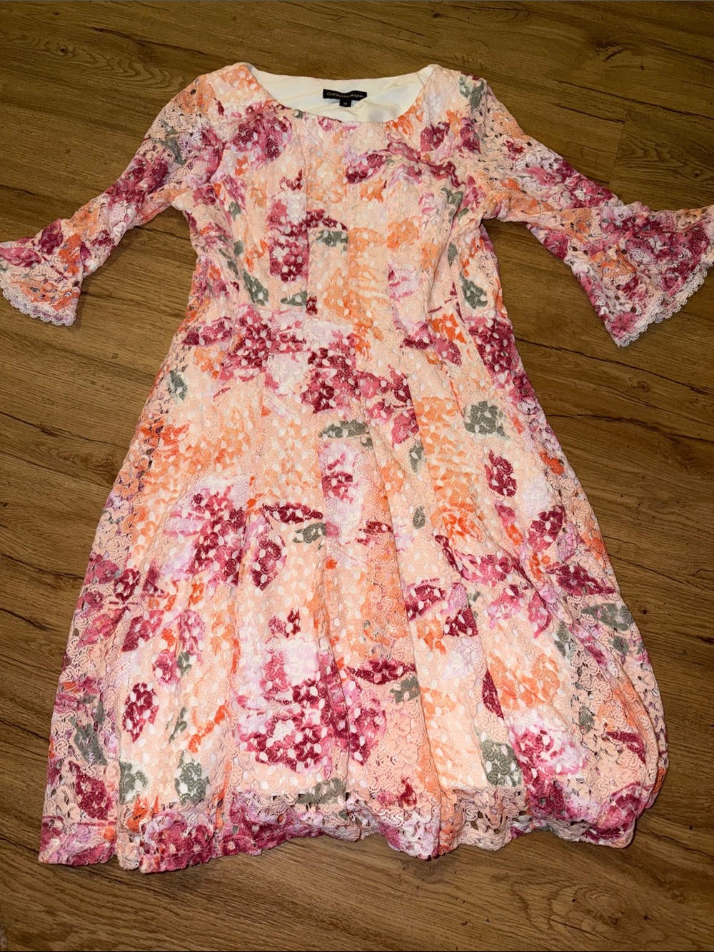 Women’s Pink & Peach Floral Lace Dress NEW WITH TAGS SIZE 14 CHRIS MCLAUGHLIN